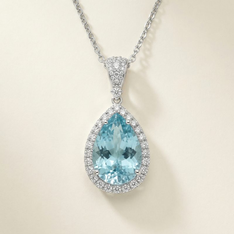 earrings stud cushion fancy yellow invest